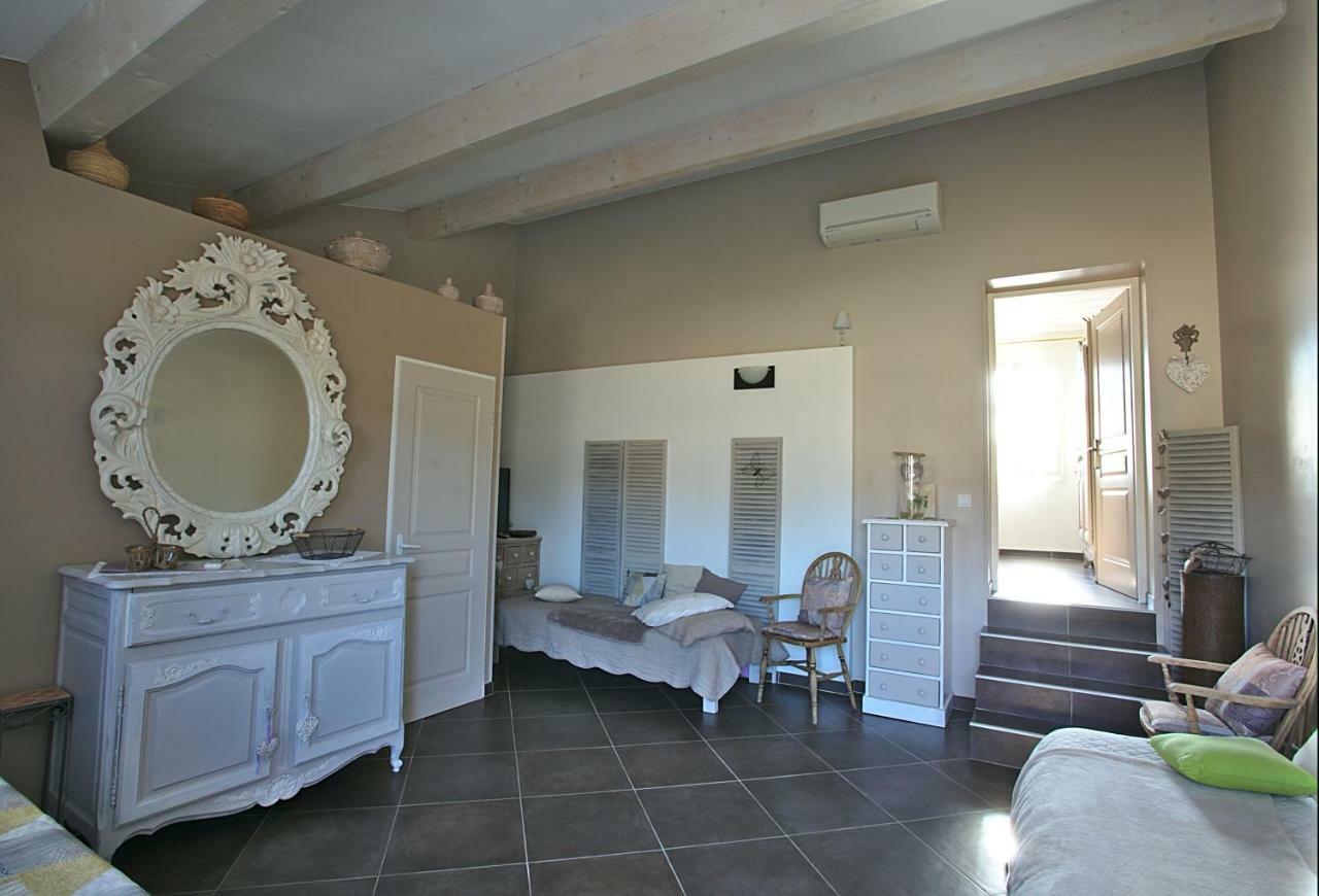 La Bastide Des Sources Bed & Breakfast Le Castellet  Ngoại thất bức ảnh